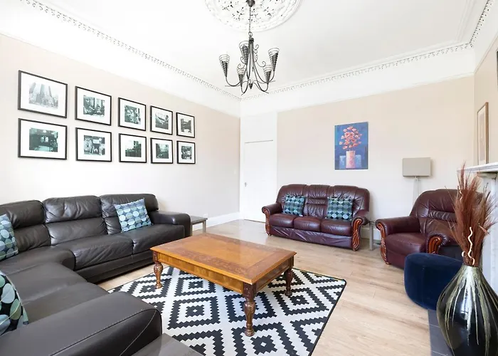 Joivy Family Flat Near Leith